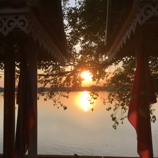 First Sunset in the <3 Mekong <3 - Thankek